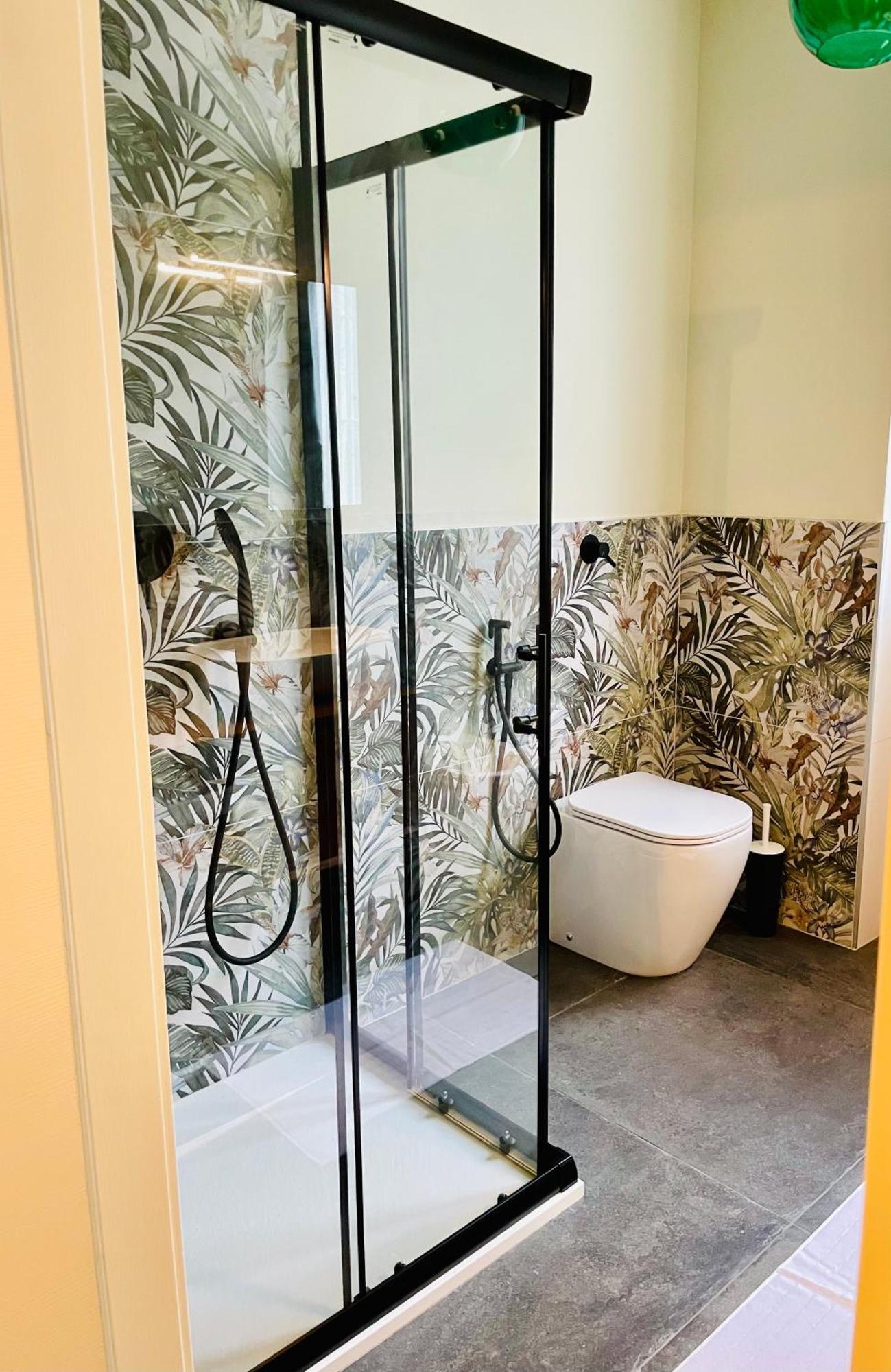 33 Borgo Ticino Lux Free Parking & Private Garden Appartement Pavia Buitenkant foto