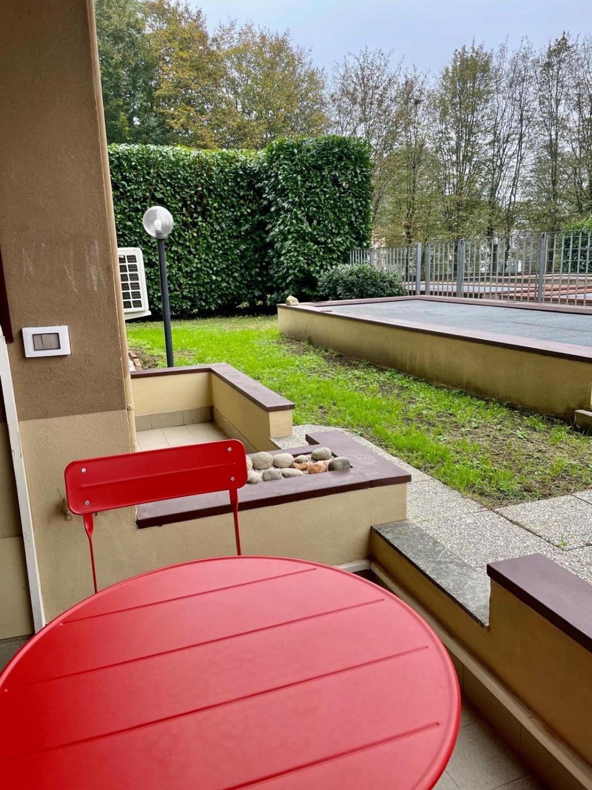 33 Borgo Ticino Lux Free Parking & Private Garden Appartement Pavia Buitenkant foto